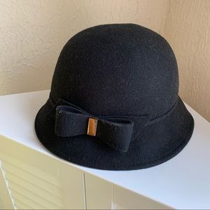 Accessorize wool vintage style 1920s hat